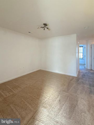 9604 WESBOURNE DR, Upper Marlboro, MD 20774