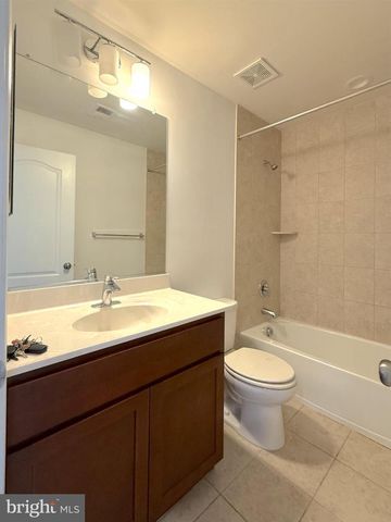 9604 WESBOURNE DR, Upper Marlboro, MD 20774