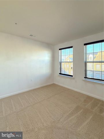 9604 WESBOURNE DR, Upper Marlboro, MD 20774