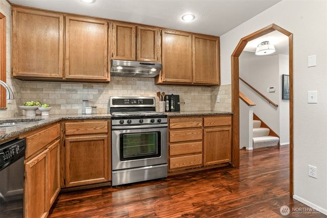 14855 SE 10th Place, Bellevue, WA 98007