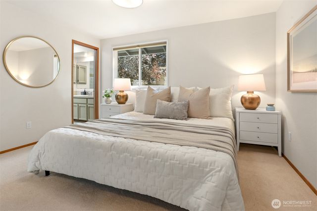 14855 SE 10th Place, Bellevue, WA 98007