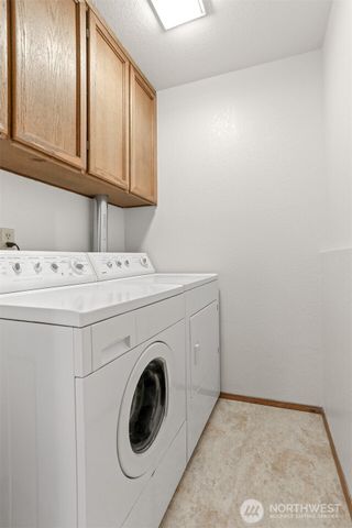 14855 SE 10th Place, Bellevue, WA 98007