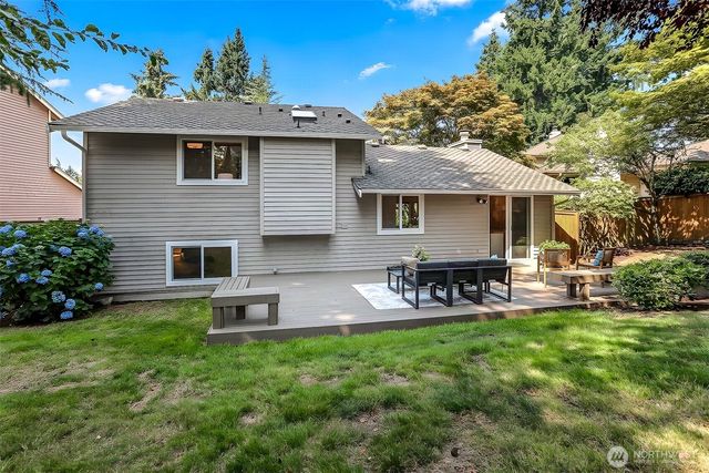 14855 SE 10th Place, Bellevue, WA 98007