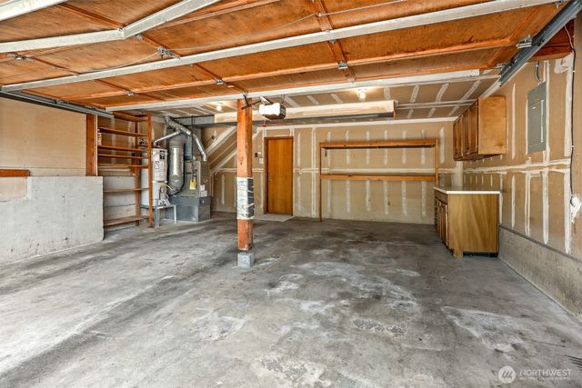 14855 SE 10th Place, Bellevue, WA 98007