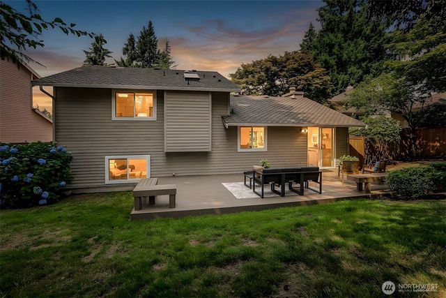 14855 SE 10th Place, Bellevue, WA 98007