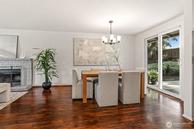 14855 SE 10th Place, Bellevue, WA 98007