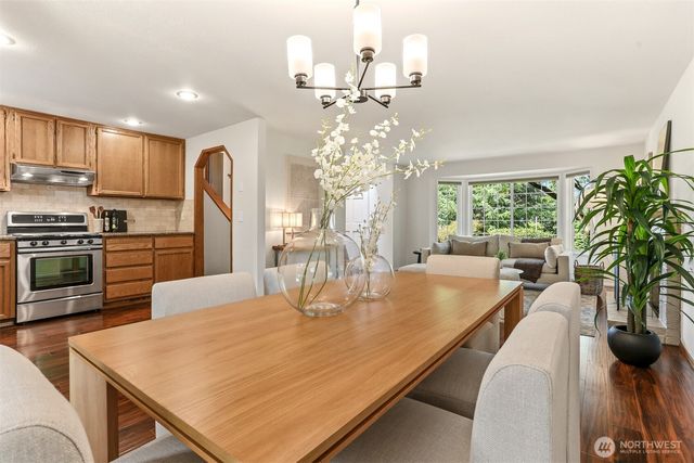 14855 SE 10th Place, Bellevue, WA 98007