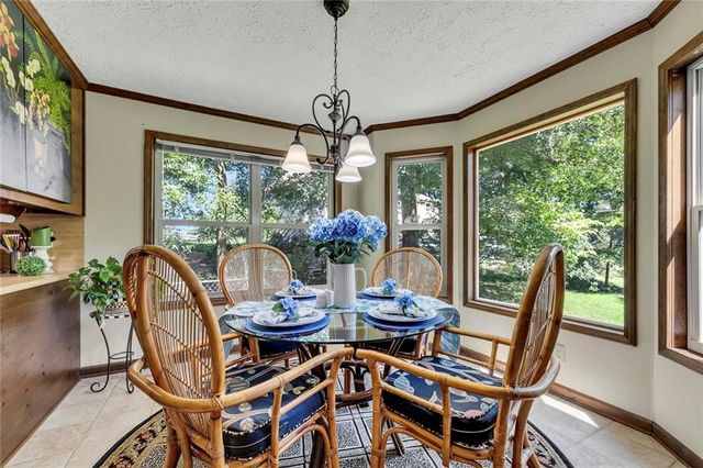 709 Cobb Trail, Woodstock, GA 30188