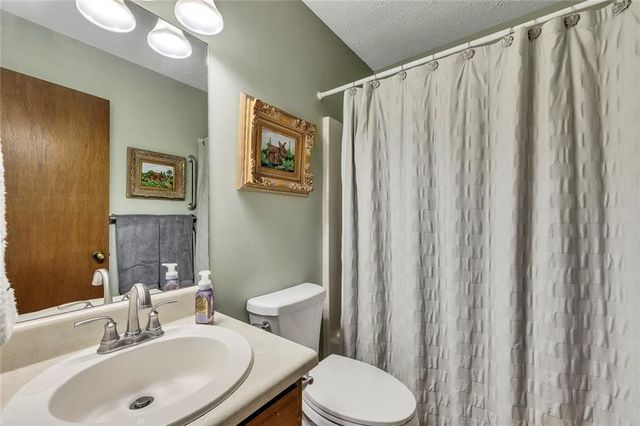 709 Cobb Trail, Woodstock, GA 30188