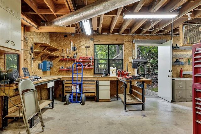 709 Cobb Trail, Woodstock, GA 30188