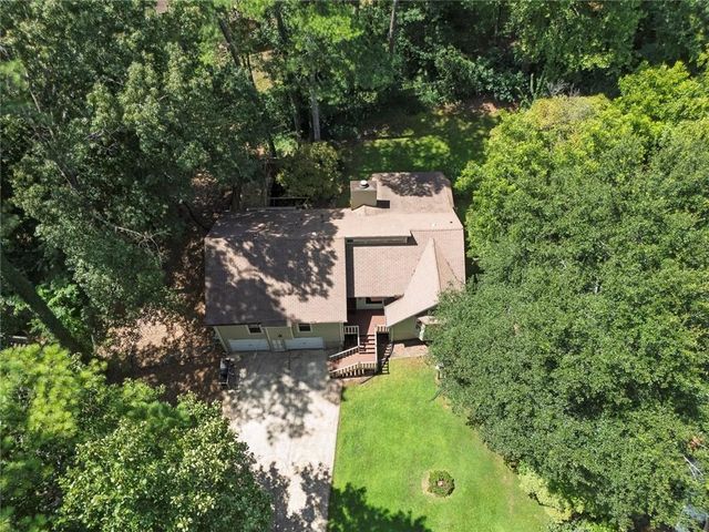 709 Cobb Trail, Woodstock, GA 30188