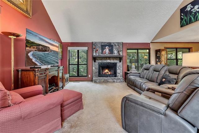 709 Cobb Trail, Woodstock, GA 30188