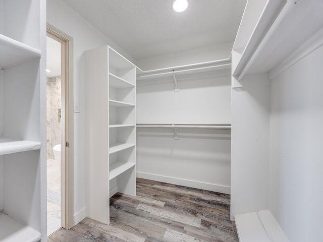 1581 Glenmore Drive, Lewisville, TX 75077