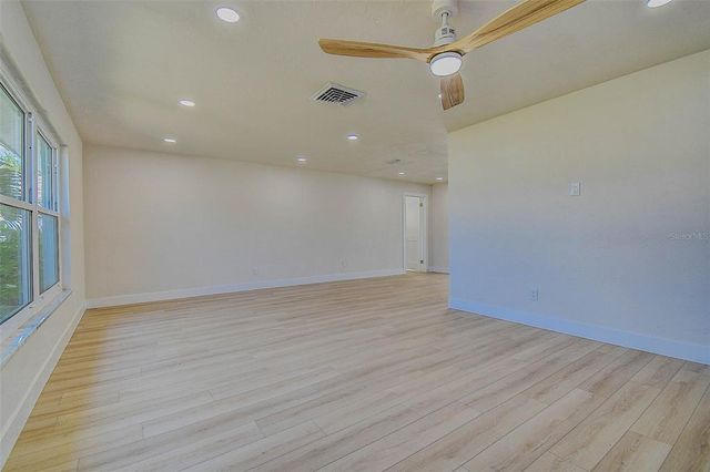4568 40TH STREET S, St Petersburg, FL 33711