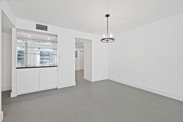 1360 S Ocean Boulevard 403, Pompano Beach, FL 33062