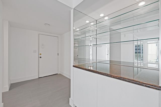 1360 S Ocean Boulevard 403, Pompano Beach, FL 33062