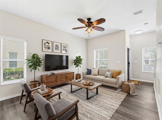 8537 BRUSHLEAF WAY, Tampa, FL 33647