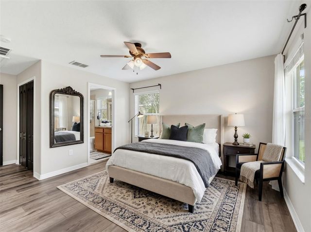 8537 BRUSHLEAF WAY, Tampa, FL 33647