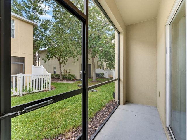 8537 BRUSHLEAF WAY, Tampa, FL 33647