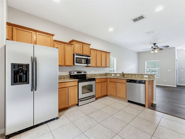 8537 BRUSHLEAF WAY, Tampa, FL 33647