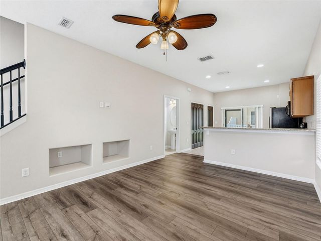 8537 BRUSHLEAF WAY, Tampa, FL 33647