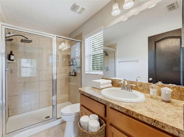 8537 BRUSHLEAF WAY, Tampa, FL 33647