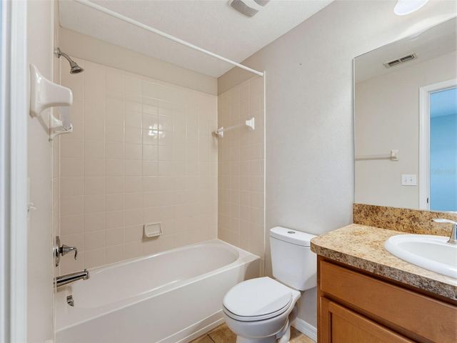8537 BRUSHLEAF WAY, Tampa, FL 33647