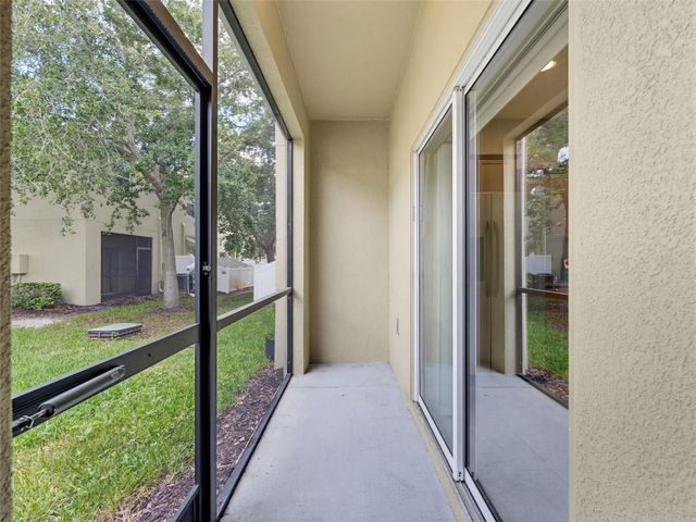 8537 BRUSHLEAF WAY, Tampa, FL 33647