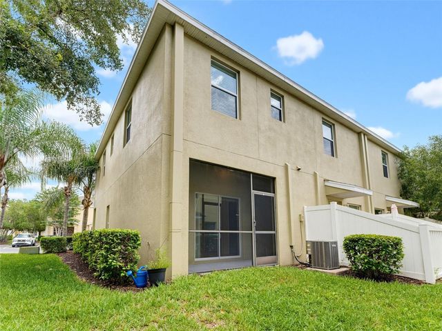 8537 BRUSHLEAF WAY, Tampa, FL 33647