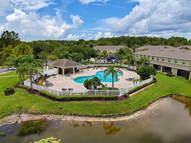 8537 BRUSHLEAF WAY, Tampa, FL 33647