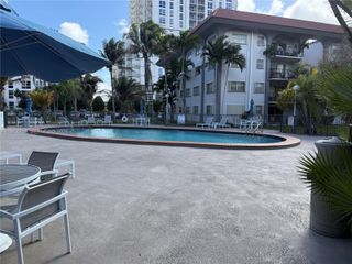 8107 SW 72nd Ave 125E, Miami, FL 33143