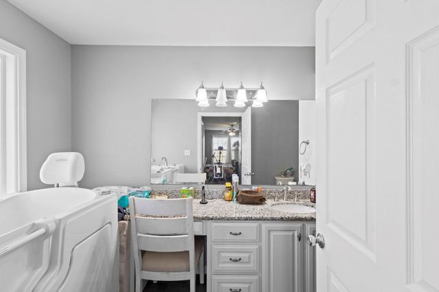 4085 Lake Arthur Drive, Port Arthur, TX 77642