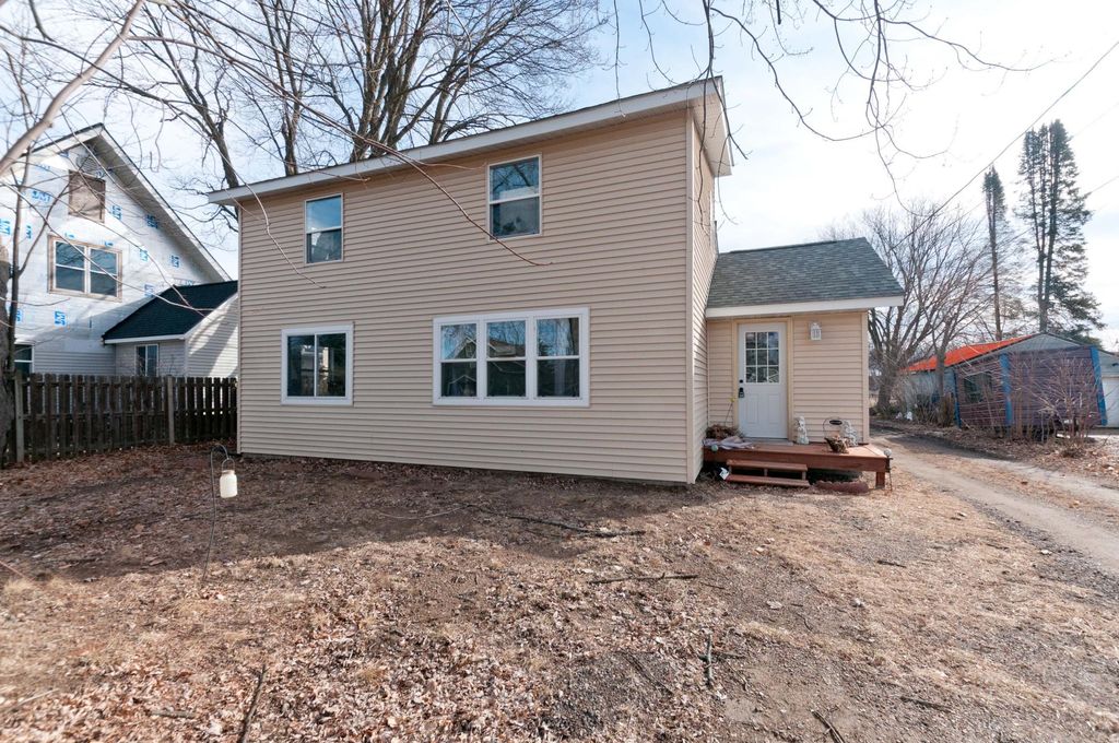 625 Cornell Avenue, Rice Lake, WI 54868