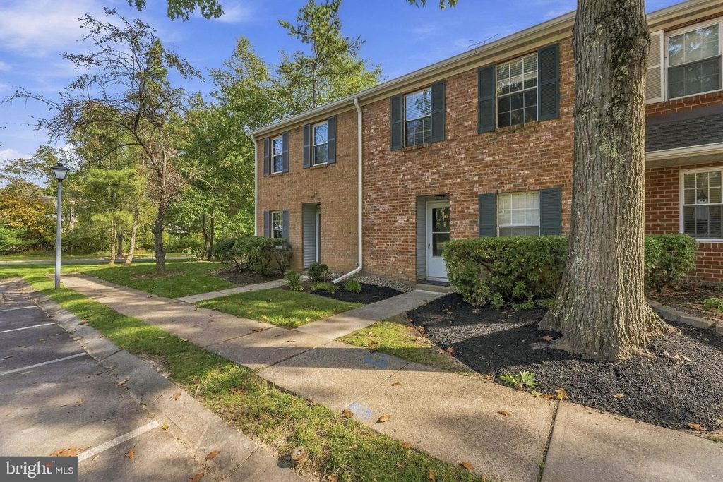 22 ABELIA CT, LAWRENCE TWP, NJ 08648 — photo 2