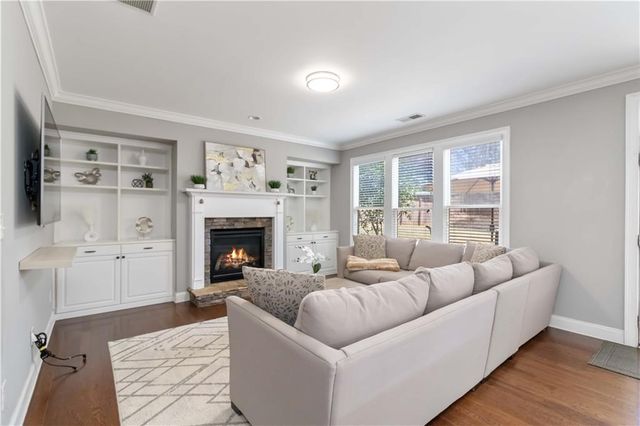 1340 Waverly Glen Drive, Alpharetta, GA 30004