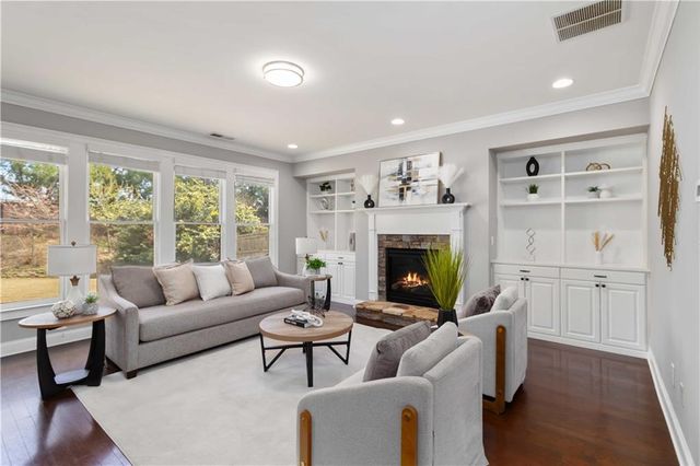 1340 Waverly Glen Drive, Alpharetta, GA 30004