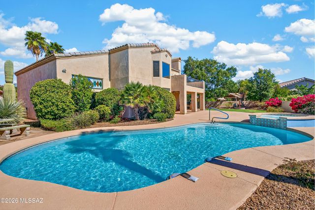 10881 N Canada Hills Court, Tucson, AZ 85737