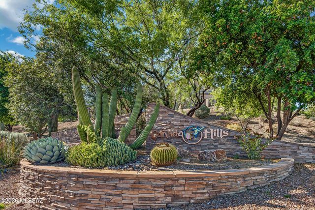 10881 N Canada Hills Court, Tucson, AZ 85737