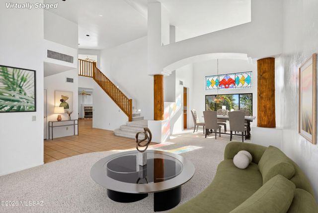 10881 N Canada Hills Court, Tucson, AZ 85737