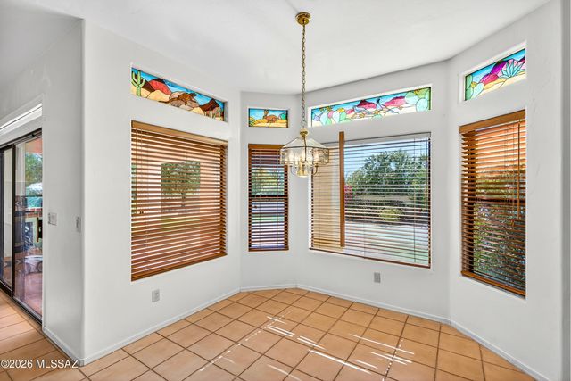 10881 N Canada Hills Court, Tucson, AZ 85737