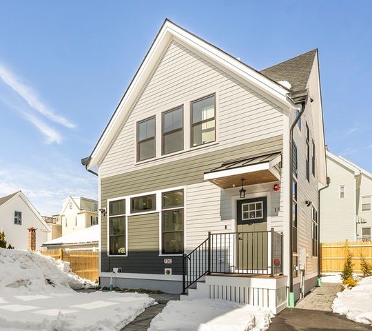 15C Stickney Ave C, Somerville, MA 02145