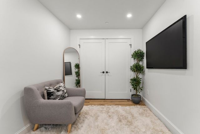 15C Stickney Ave C, Somerville, MA 02145