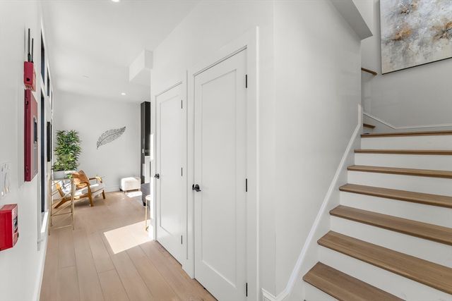 15C Stickney Ave C, Somerville, MA 02145