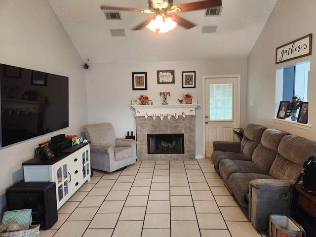 213 Jennifer St, Gray, LA 70395