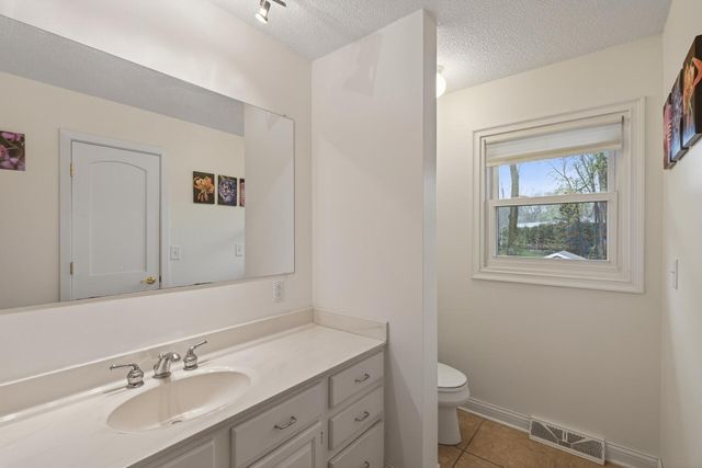 5525 Wedgewood Drive, Excelsior, MN 55331