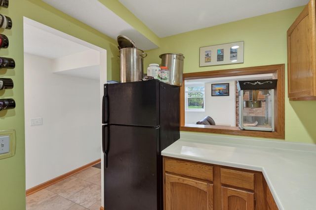 5525 Wedgewood Drive, Excelsior, MN 55331