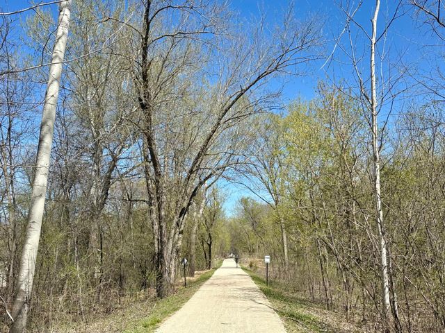 5525 Wedgewood Drive, Excelsior, MN 55331