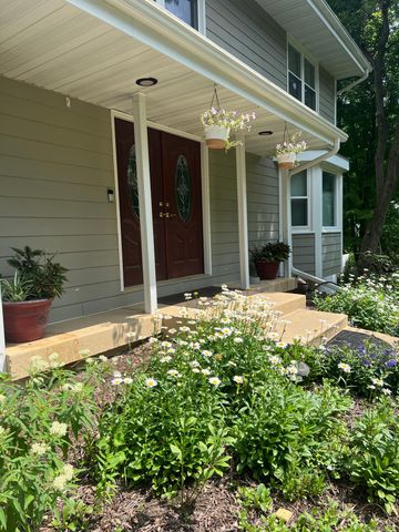 5525 Wedgewood Drive, Excelsior, MN 55331