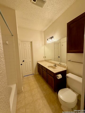 3420 Ridge Smoke, San Antonio, TX 78247