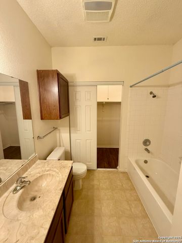 3420 Ridge Smoke, San Antonio, TX 78247